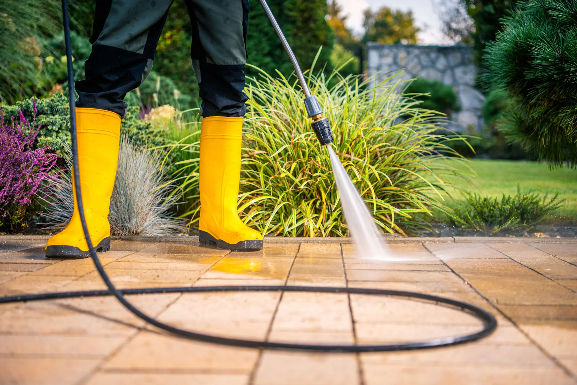 Power washing a Vancouver home exterior